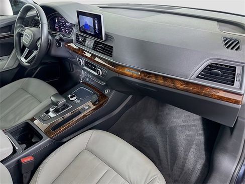 Used 2018 Audi Q5 2.0T Premium Plus w/ Premium Plus Package image 31