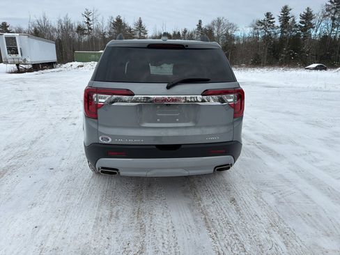 Used 2023 GMC Acadia SLT image 6