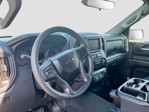 Used 2025 Chevrolet Silverado 1500 Custom Trail Boss AWD/4WD image 9