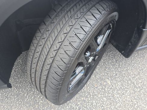Used 2025 Honda HR-V Sport image 29