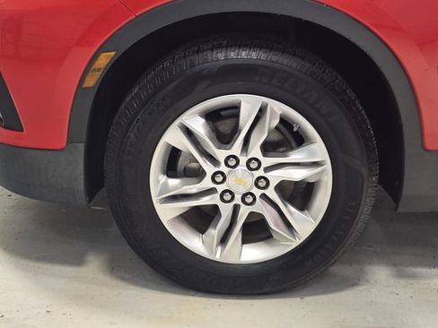 Used 2019 Chevrolet Blazer LT FWD image 7