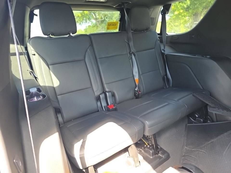 Used 2024 Chevrolet Tahoe Z71 w/ Z71 Off-Road Package AWD/4WD image 14