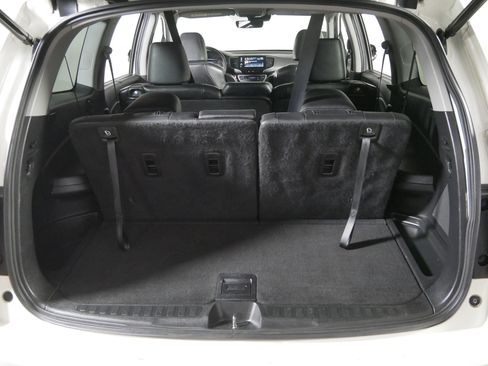 Used 2019 Honda Pilot Touring image 18