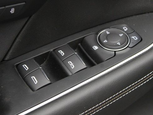 Used 2025 Buick Envision Sport Touring image 16