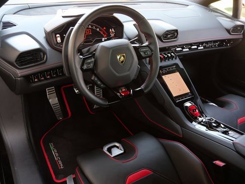 Used 2022 Lamborghini Huracan EVO image 14