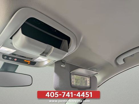 Used 2018 Chevrolet Equinox LS FWD image 16