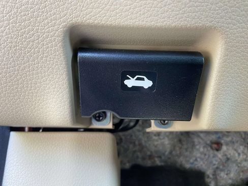 Used 2020 Nissan Rogue SL w/ Premium Package FWD image 31