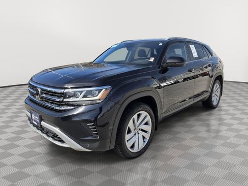 Certified 2020 Volkswagen Atlas Cross Sport SE w/ Panoramic Sunroof Package AWD/4WD image 8