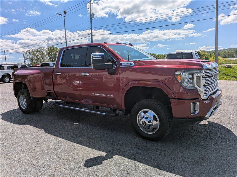 Used 2020 GMC Sierra 3500 Denali w/ Denali Ultimate Package AWD/4WD image 9