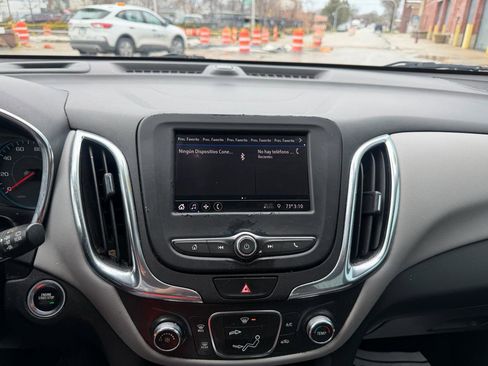 Used 2020 Chevrolet Equinox LS w/ LS Convenience Package FWD image 15