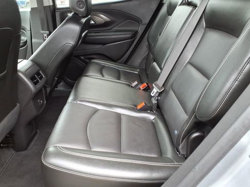 Certified 2024 GMC Terrain SLT AWD/4WD image 16
