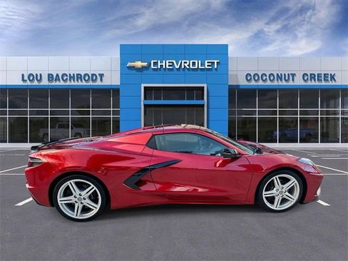 Used 2024 Chevrolet Corvette Stingray Convertible w/ 1LT image 9