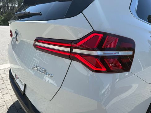 Used 2025 BMW X3 xDrive30i w/ Convenience Package image 13