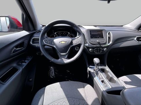 Used 2023 Chevrolet Equinox LT FWD image 6