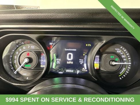 Used 2024 Jeep Wrangler Unlimited w/ Convenience Group AWD/4WD image 22