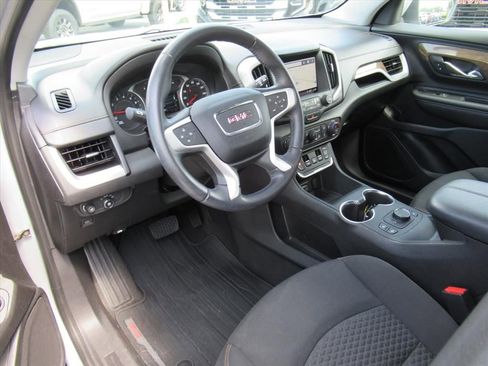 Used 2018 GMC Terrain SLE w/ Driver Convenience Package FWD image 15