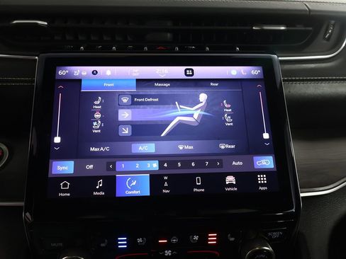 Used 2021 Jeep Grand Cherokee L Overland w/ Advanced Protech Group III image 55