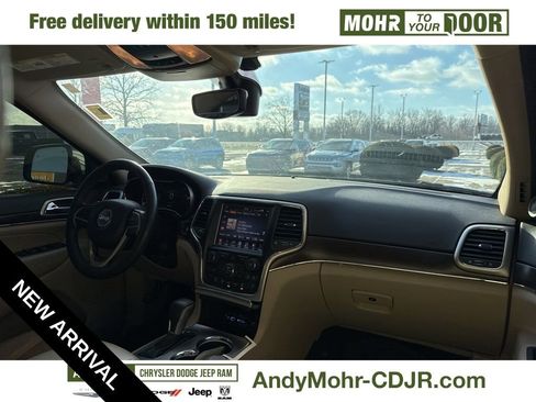 Used 2017 Jeep Grand Cherokee Limited image 29
