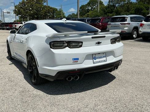 Used 2022 Chevrolet Camaro SS RWD image 5