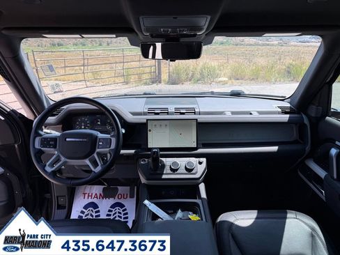 Used 2022 Land Rover Defender 110 X-Dynamic SE AWD/4WD image 30