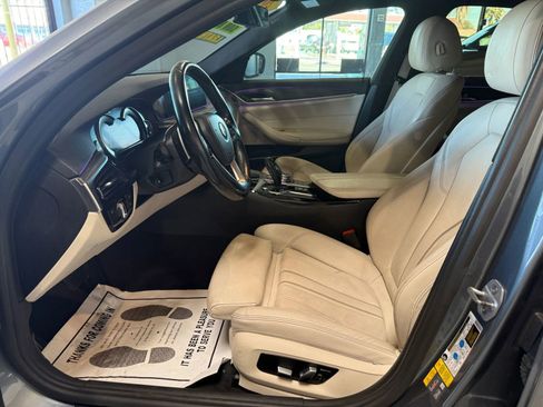 Used 2018 BMW 530e image 8