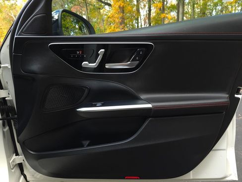 Used 2023 Mercedes-Benz C 43 AMG 4MATIC Sedan image 24