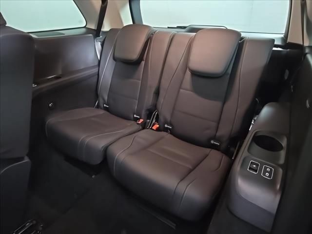 Used 2026 Mercedes-Benz GLS 450 4MATIC image 16