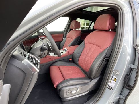 New 2026 BMW X6 xDrive40i w/ Executive Package image 11