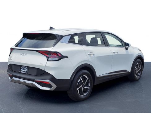 Used 2025 Kia Sportage LX FWD image 8