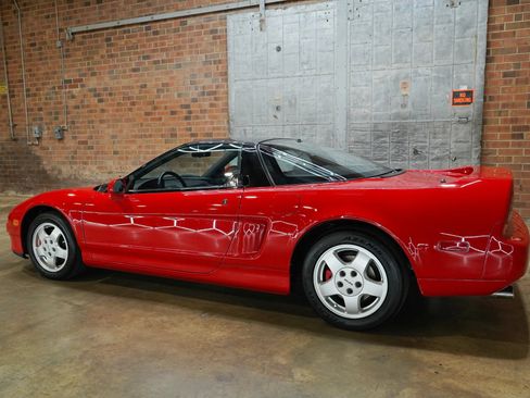 Used 1993 Acura NSX RWD image 8