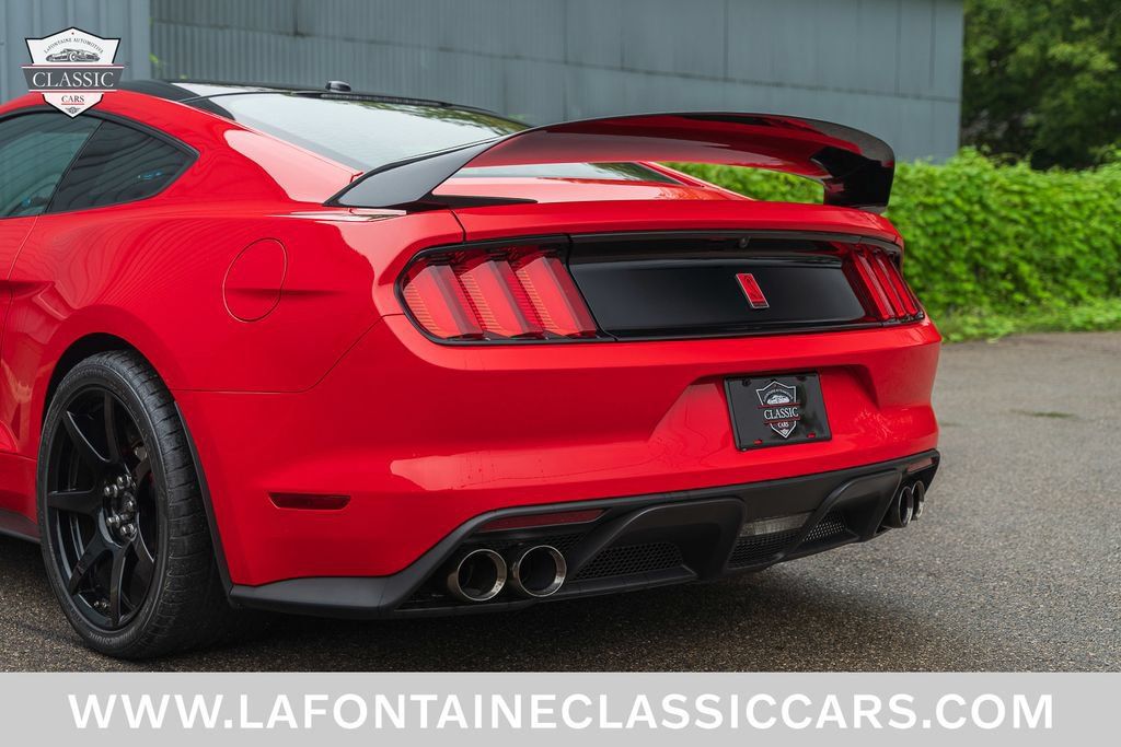 Used 2017 Ford Mustang Shelby GT350R w/ GT350R Equipment Group 920A RWD image 48