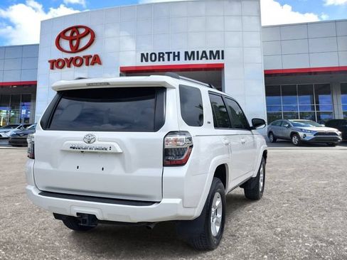 Used 2024 Toyota 4Runner SR5 Premium w/ Moonroof Package RWD image 4