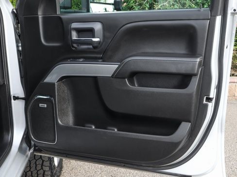 Used 2019 Chevrolet Silverado 2500 LTZ w/ Duramax Plus Package image 43