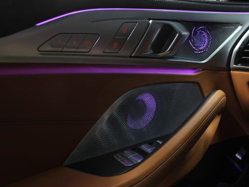 Used 2022 BMW ALPINA B8 xDrive Gran Coupe w/ Driving Assistance Package 2 image 75