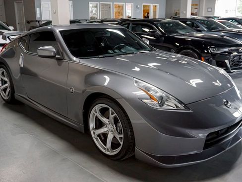 Used 2012 Nissan 370Z NISMO image 4