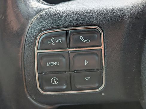 Used 2012 Jeep Wrangler Unlimited Sport image 7