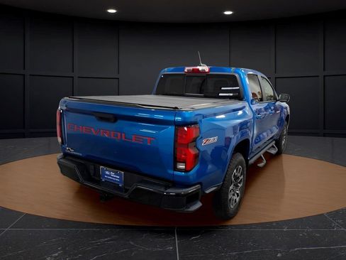 Used 2023 Chevrolet Colorado Z71 w/ Z71 Convenience Package 2 AWD/4WD image 6