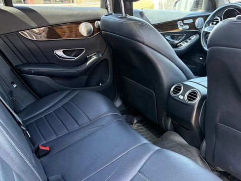 Used 2018 Mercedes-Benz GLC 300 image 13