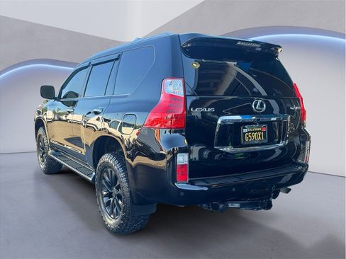Used 2010 Lexus GX 460 image 3