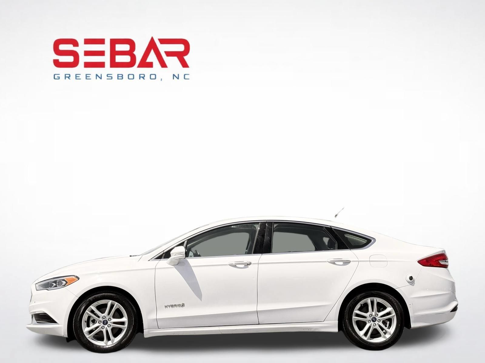 Used 2018 Ford Fusion SE w/ Equipment Group 602A FWD image 9