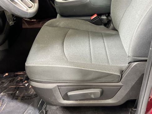 Used 2022 RAM 1500 Classic Warlock AWD/4WD image 18