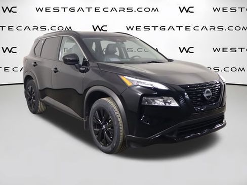 Used 2023 Nissan Rogue SV w/ SV Premium B Package FWD image 41