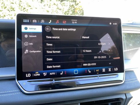 New 2026 Volkswagen Tiguan SE AWD/4WD image 24