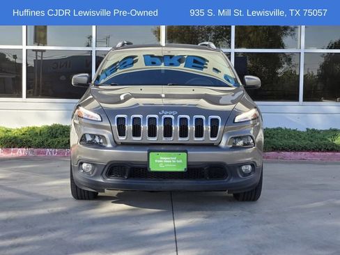 Certified 2017 Jeep Cherokee Latitude w/ Safety/Convenience Group image 2