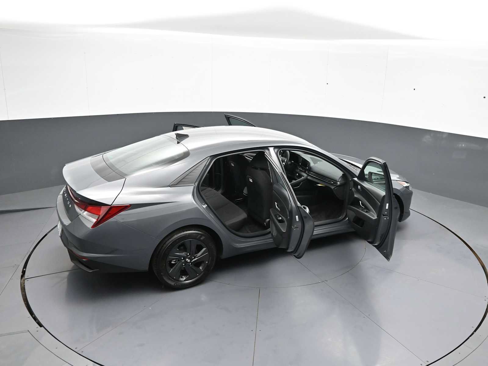 Certified 2023 Hyundai Elantra SEL FWD image 43