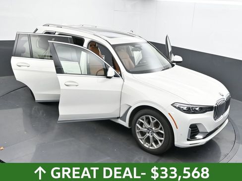 Used 2022 BMW X7 xDrive40i w/ Executive Package image 61
