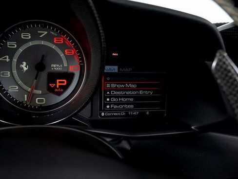 Used 2019 Ferrari 488 Spider image 34