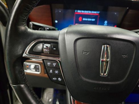 Used 2023 Lincoln Navigator L Reserve AWD/4WD image 22