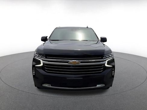 Used 2023 Chevrolet Tahoe LT w/ Luxury Package AWD/4WD image 4