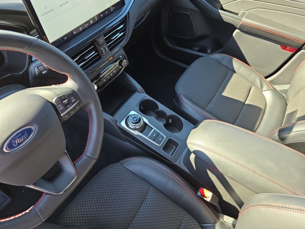 Used 2024 Ford Escape ST-Line w/ Tech Pack #1 FWD image 26
